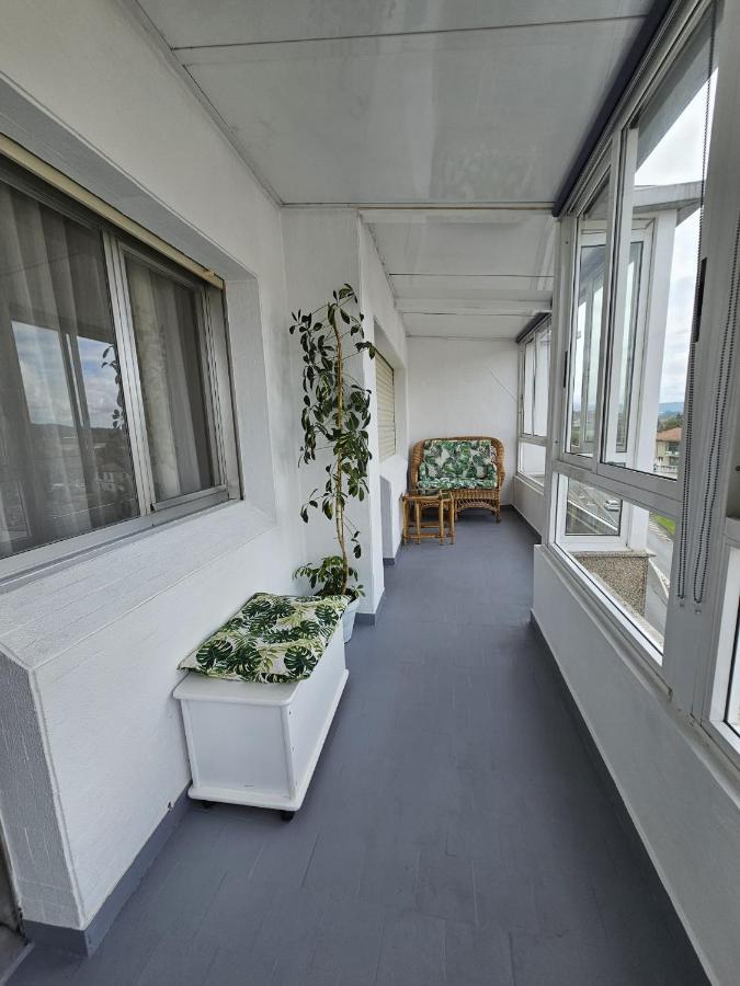 Apartamento Meda Padrón Exterior foto